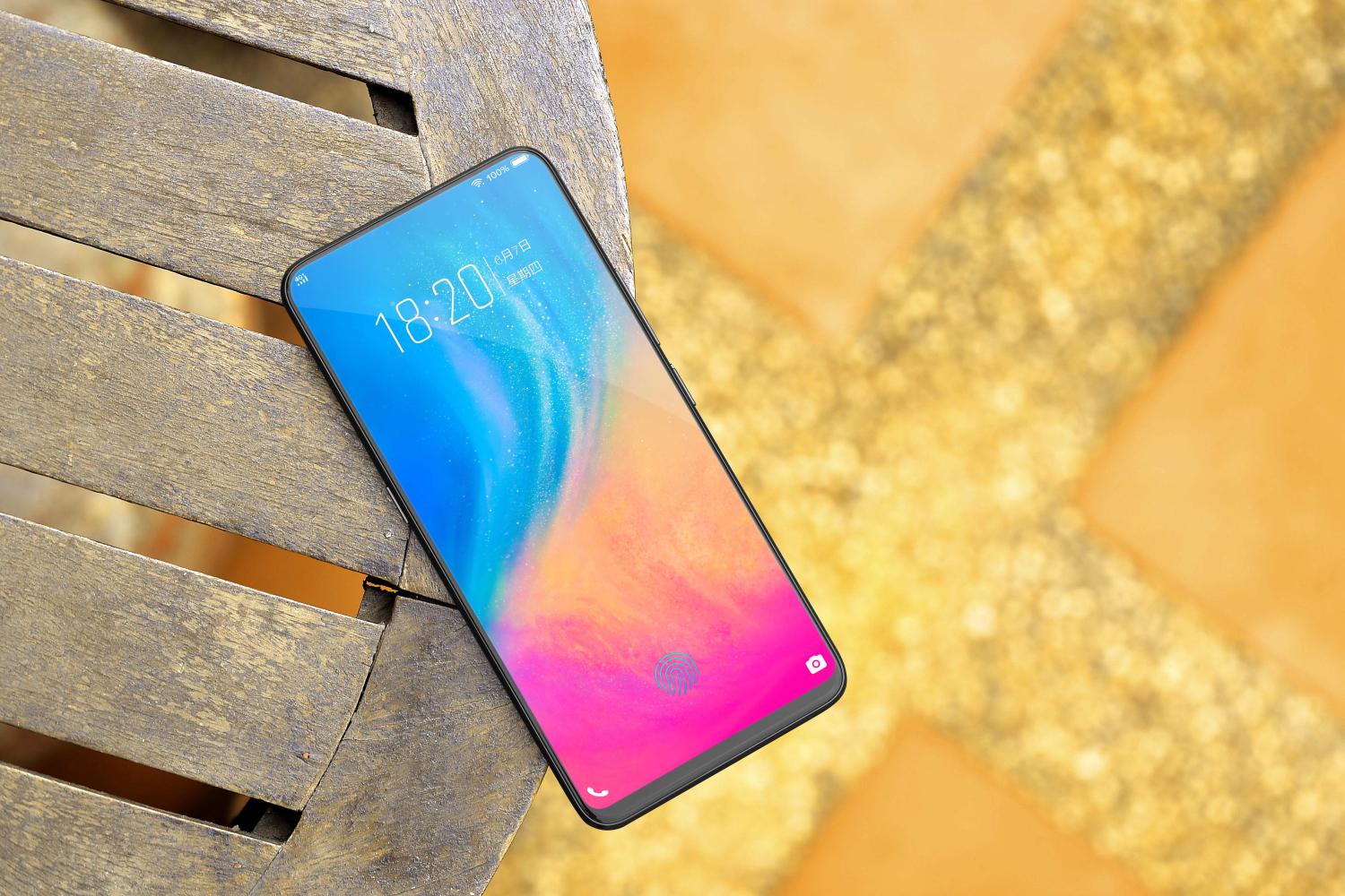 顶配版vivo NEX上手: 这是一台令小米华为都紧