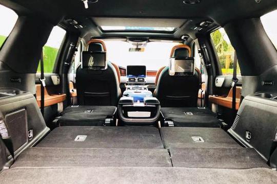 说把大象放进领航员，一共分几步？丨试驾林肯领航员