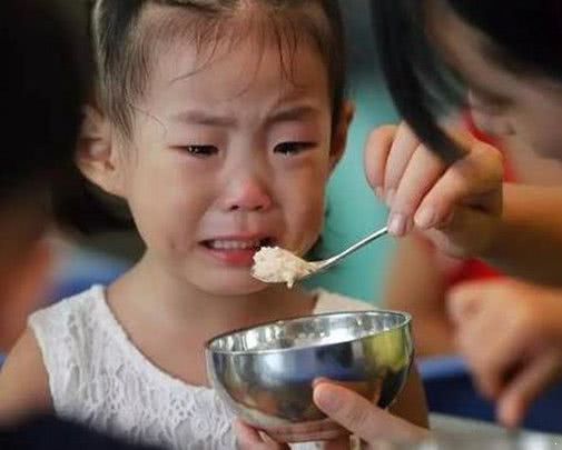 医生不建议8个月的宝宝吃米粉,这是为什么?是