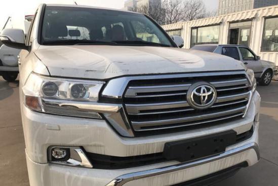 17款丰田酷路泽4000现车 越野新标杆降价