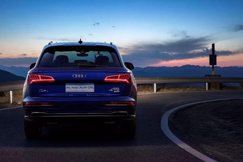 如何捍卫豪华SUV冠军头衔？奥迪Q5L可不仅仅是加长...