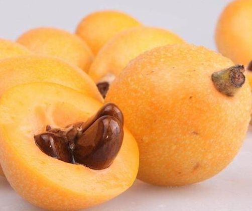 女人不想老的快,常吃4种东西,补血抗衰老,看起