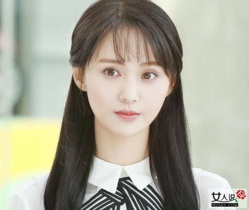 郑爽新男友张恒,微博公开承认恋情,回复网友留