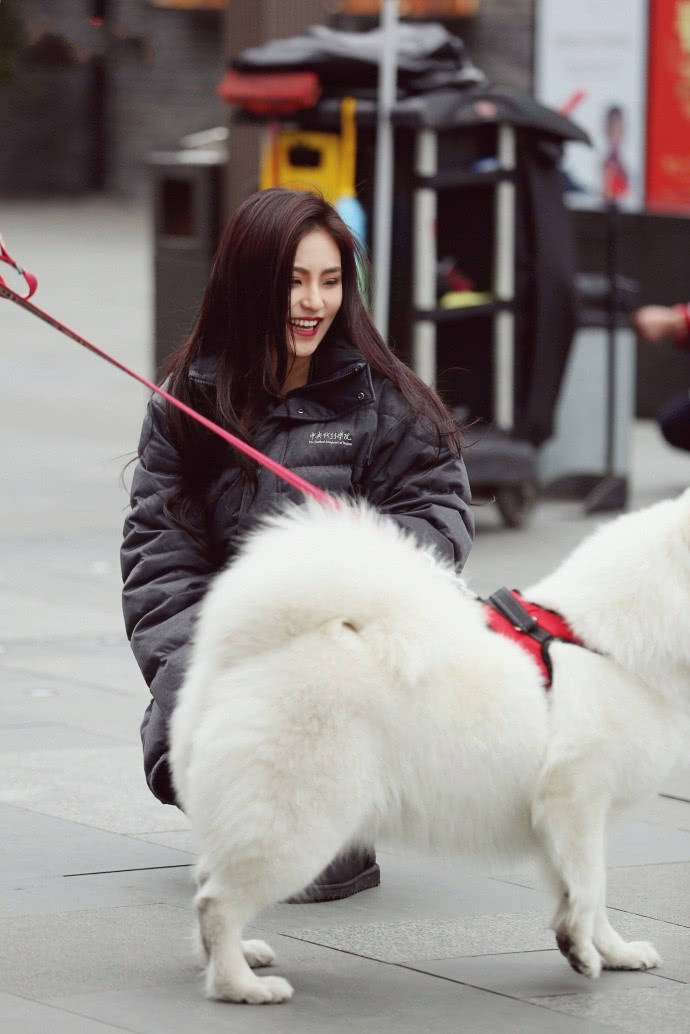 拍美女,甜美可爱和妩媚干练的一次魅力碰撞,走