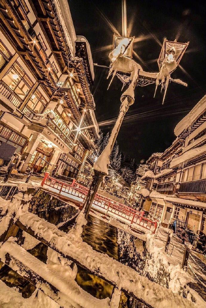 日本山形县银山温泉度假区,简直就是神还原的