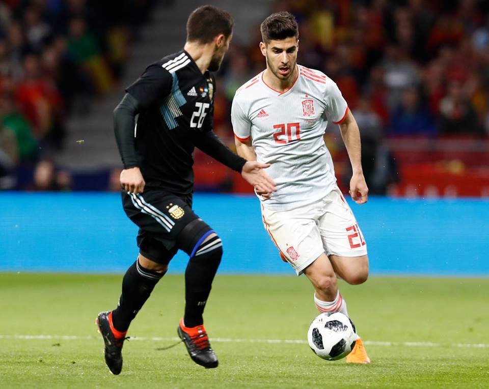 友谊赛:西班牙6-1阿根廷,阿森西奥