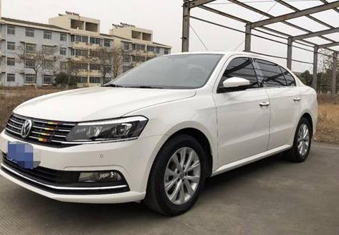 最良心大众车，直降2万，1.5L+5MT油耗仅4毛，比速腾要厚道