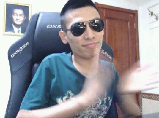 斗鱼旭旭宝宝最想删除的一张照片,被韩茜茜看