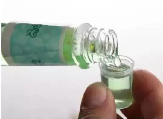 床单用久了螨虫多?教你一个小妙招,不用晒太阳