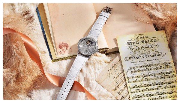 璀璨芳华 宝珀女装系列大日期流星雨钻石陀飞