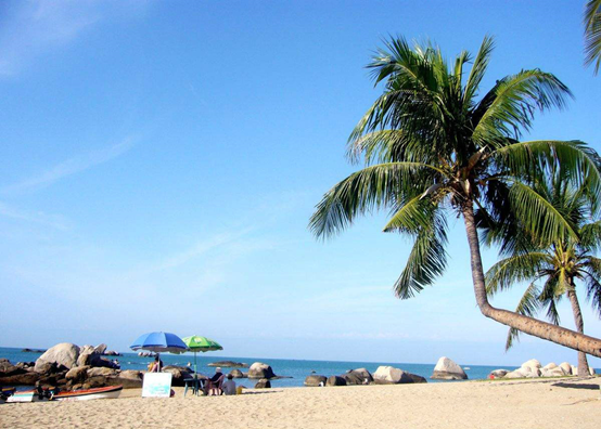 阳光、沙滩、美女，这次海南自驾游真是太养眼了！