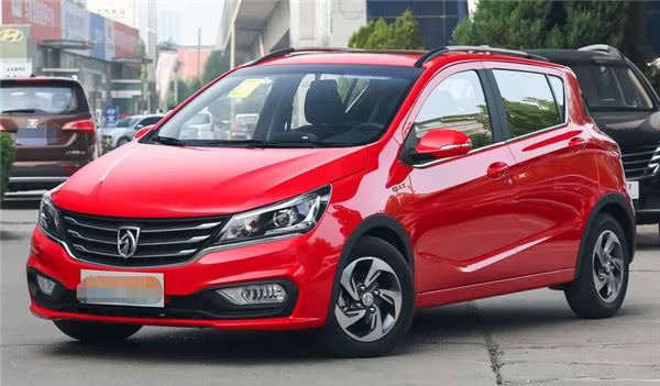 月薪4千能开什么车?还在惦记五菱宏光?看到它