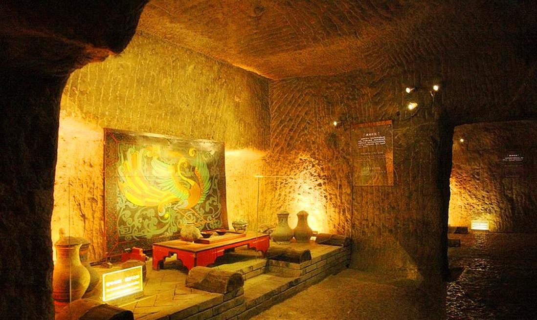 用26块五六吨的巨石堵死, 国家用十年时间挖开