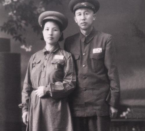 眼光最牛的三姐妹,大姐嫁给上将,二姐嫁给中将