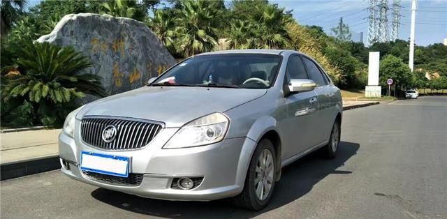 经常有人问几万块买个练手车选啥，别克凯越其实挺不错