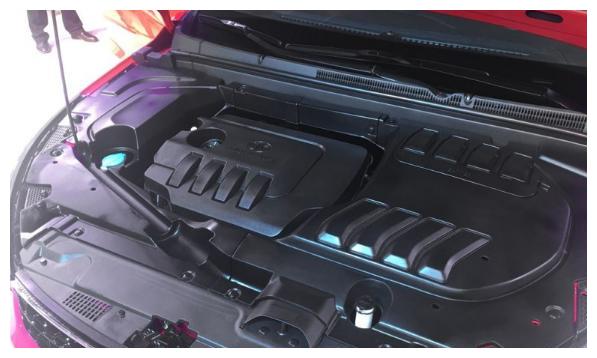 这名字一听40万，内饰质感几十万实际只要6万多，选帝豪还是它