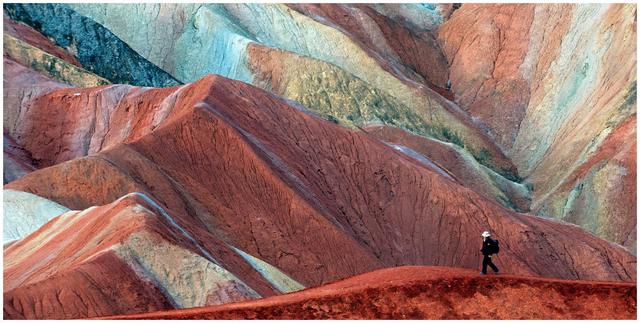 辛辛苦苦存了一万块想去旅游,却不知道去哪里