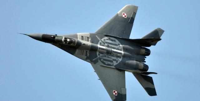 浅谈怎么分辨米格-29系列与苏-27系列战斗机