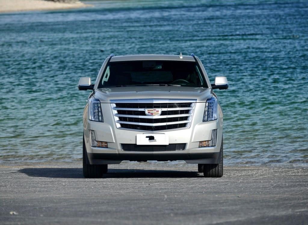 凯迪拉克要火了！新车造型吊打GLS，配6.2L8AT，轴距3.3米！