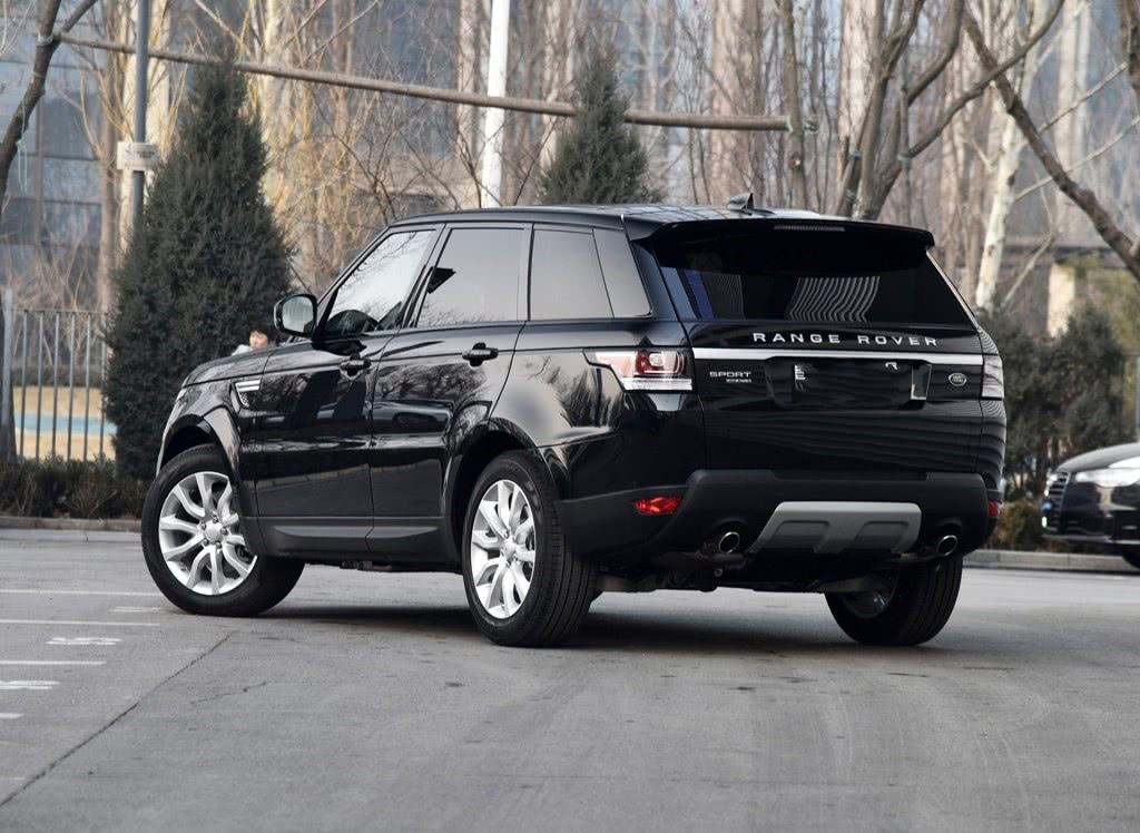 被宝马X5逼急了！路虎新车造型比LX霸气，配3.0T操控碾压莱凡特