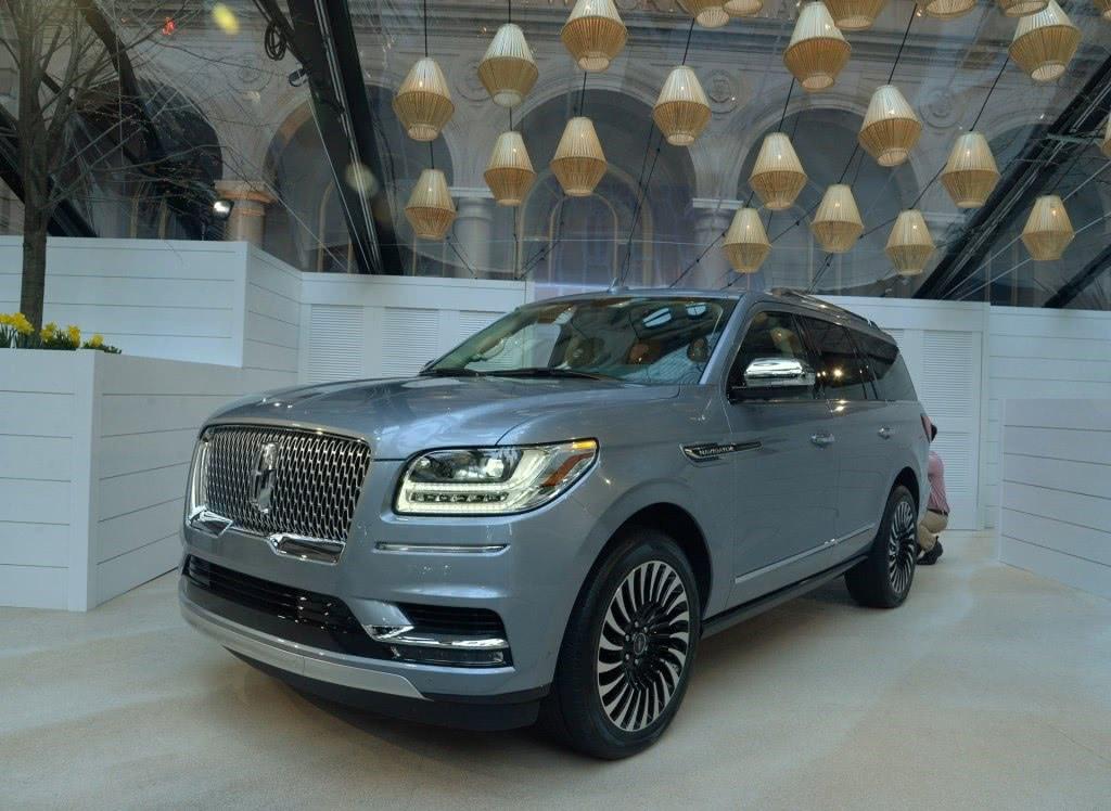 此车入华，档次吊打凯雷德，配3.5T＋10AT，四驱5.4米，加速6.1