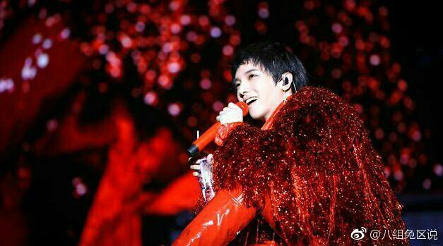 华晨宇的粉丝控诉天娱,因为安排的行程太密集