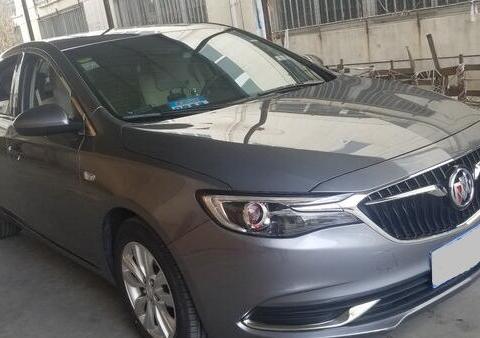 打不过凯越就降价！这车降4万仅7万，油耗3毛5配ESP，比捷达厚道