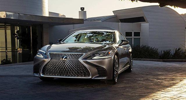 雷克萨斯产品够丰富，为何卖不过凯迪拉克？