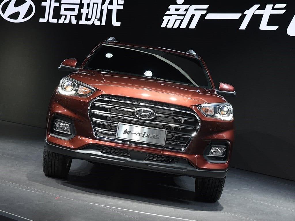 车重1.4吨，轴距2.64米，配2.0L＋6MT，外观比Q3漂亮，仅11万起