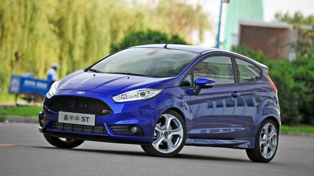 秒天秒地秒空气，这些车见谁都不怂！15万内通通拿下！