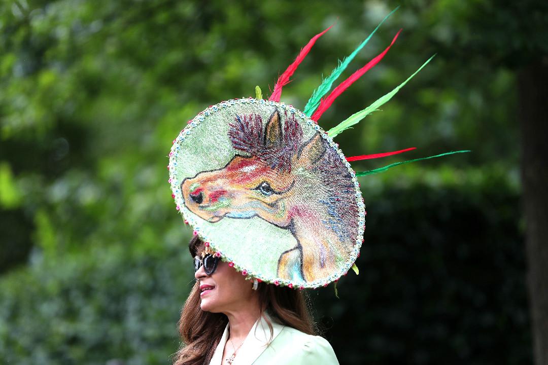 图集:英国皇家赛马会,上演惊艳“帽子戏法”