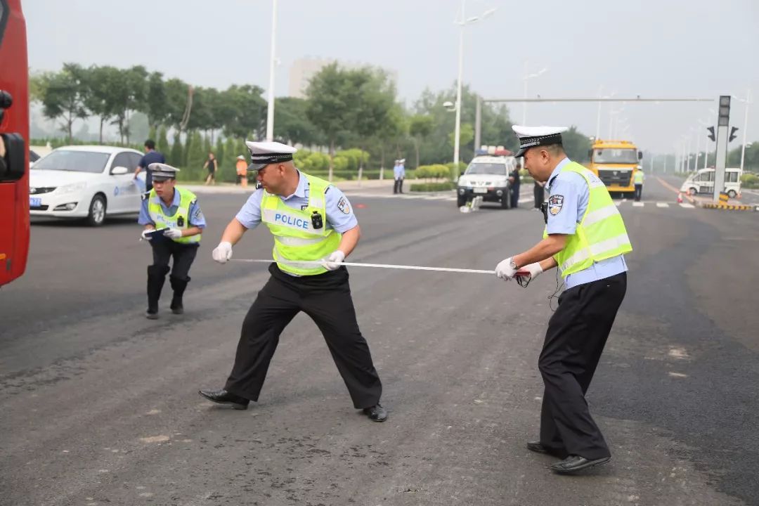 忻州市举行危化品运输车辆道路交通事故应急处