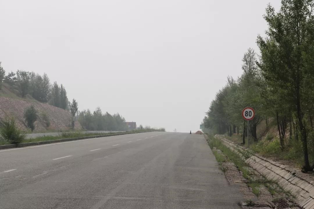 包茂高速东胜段今日封闭施工，详细绕行线路看过来