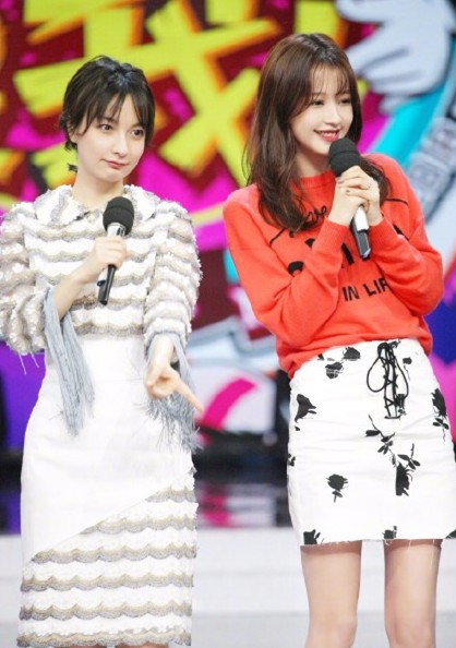 孙怡产后首登快乐大本营,大长腿少女感十足!