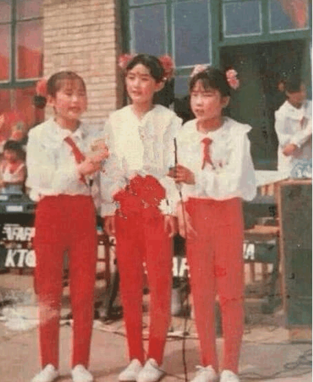 看明星小时候照片识别明星,你们能认出几个来