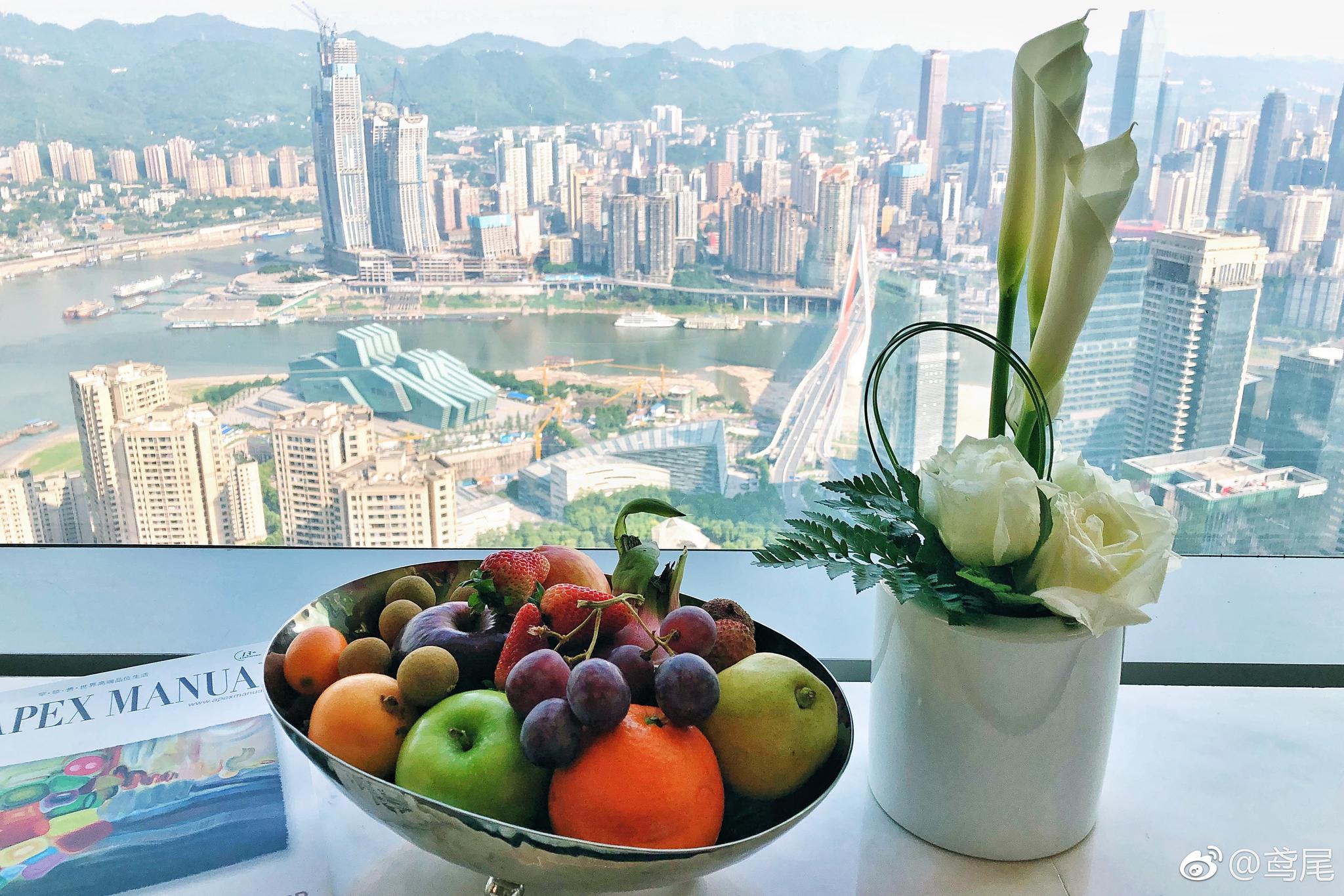 这才是真正的重庆森林!住在重庆IFS上的尼依格