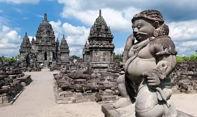 还多,而且消费水平极低,五星凯悦还便宜