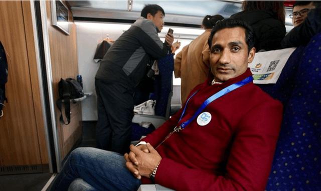 巴基斯坦人体验中国高铁后,完全愣住了:中国人