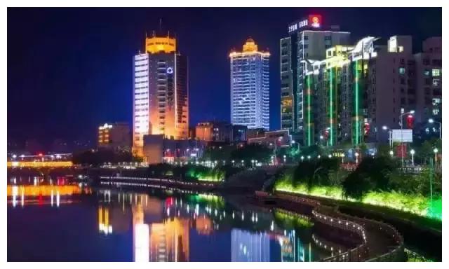 广东21个地级市，深圳人最壕，广州人最会吃，潮汕人最精明……