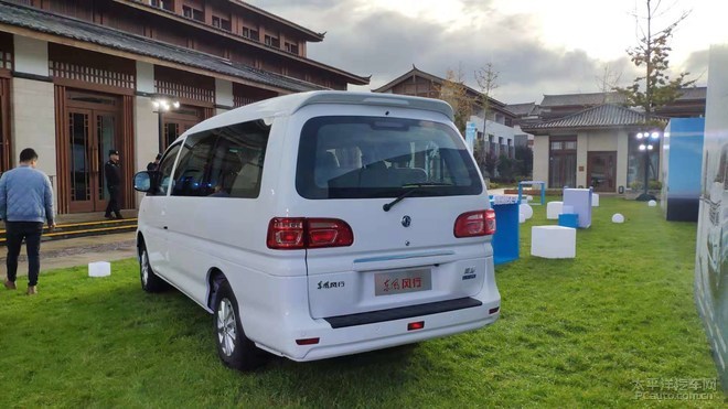 新款菱智M5EV正式上市 补贴后售12.99-13.49万元