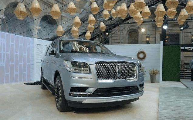 林肯大陆(LINCOLN CONTINENTAI), 无情