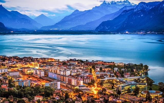 世界上最富有的城市 也是世界上最大的金融中心之一 瑞士苏黎世