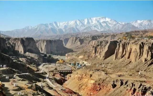 玉门老城，在时光中斑驳的“铁人故乡”