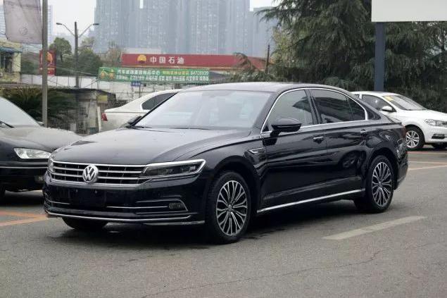 外观和动力丝毫不输给奥迪A6，大众这款车优惠10万多还是卖不动