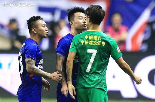 鲁能叛徒韦世豪乌龙球事件!网友调侃:自己人啊