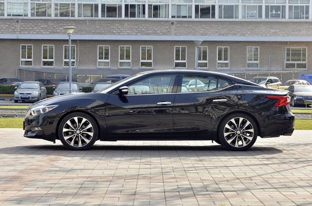 “日系中型三厢车“最新资讯都在这了，就等你来