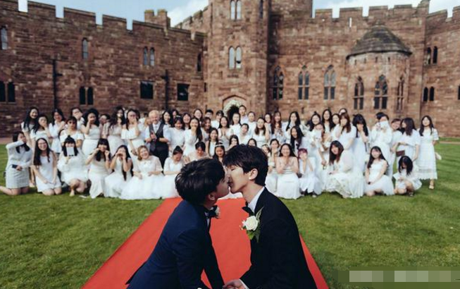 “沈氏夫妇”英国举行浪漫婚礼，沈煜伦表白催泪，网友催生孩子！