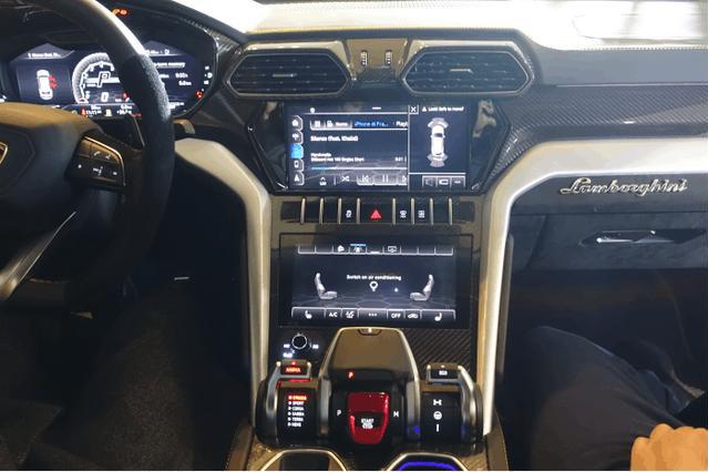 全国首提兰博基尼Urus，车主：打开车门才知道什么叫跑车式SUV