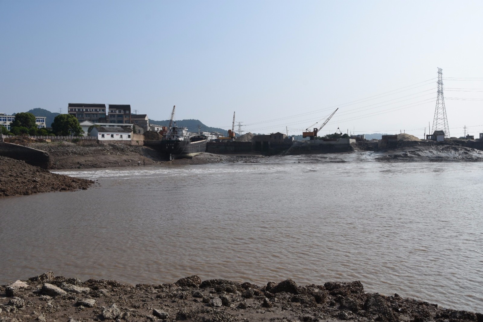 温岭江厦潮汐发电站,是中国第一