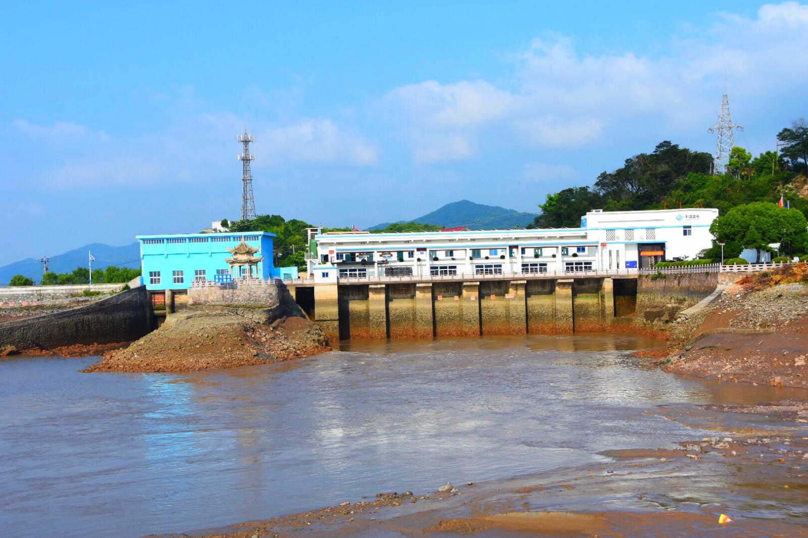 温岭江厦潮汐发电站,是中国第一